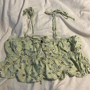 Kendall and Kylie green floral tank top. Only worn 3 or 4 times.